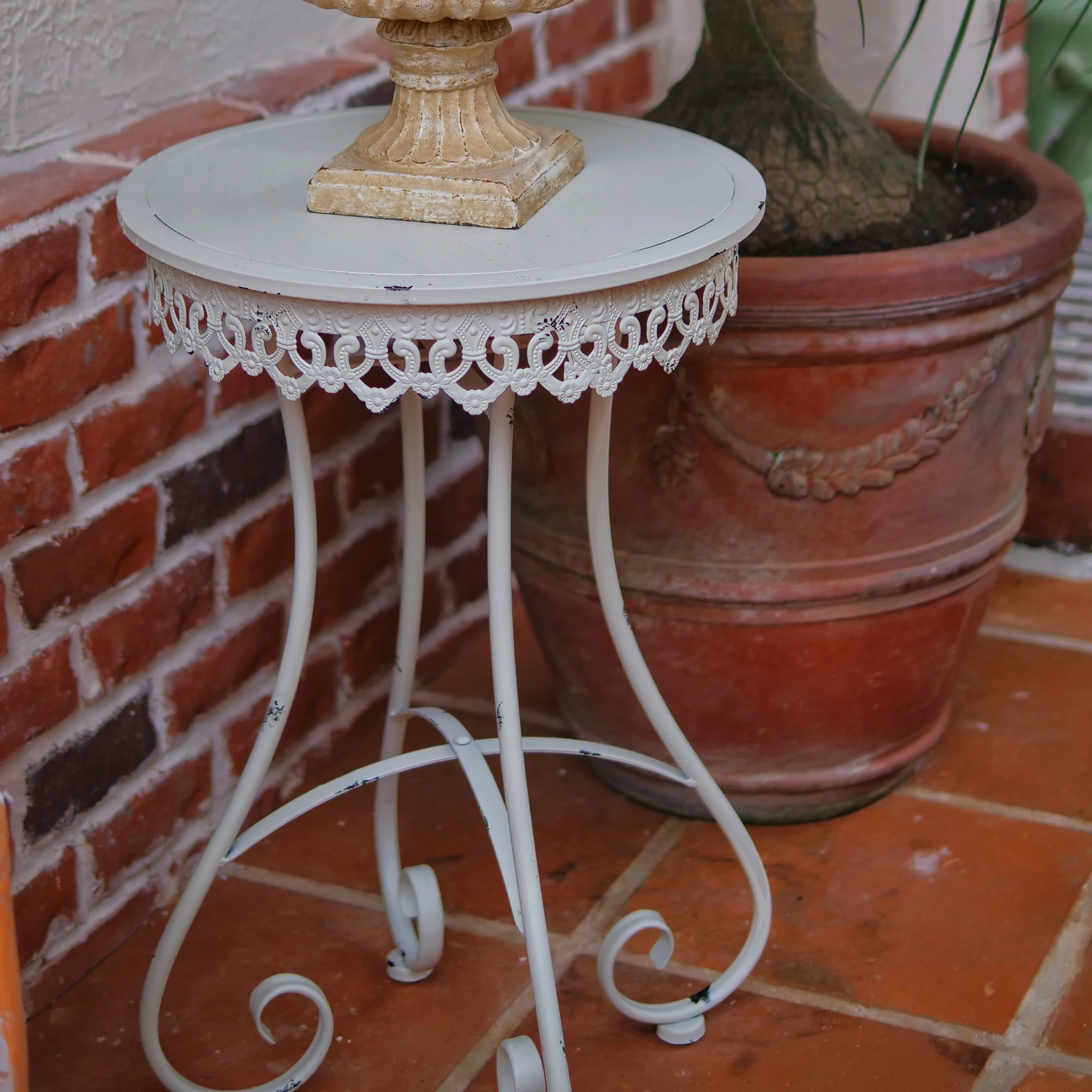 Vintage White Round Metal Living Room Decor Coffee Table and Side Table