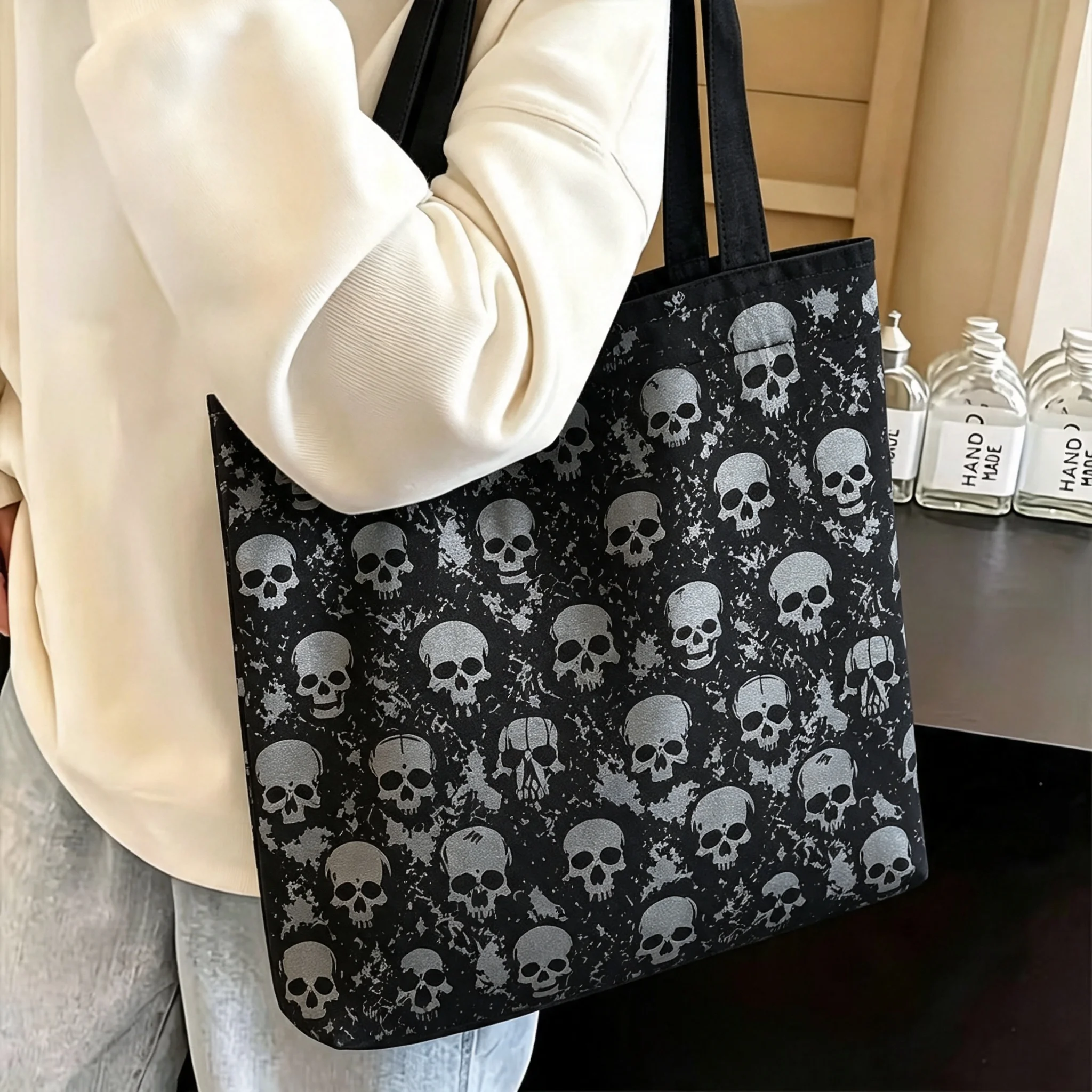 Schwarze Vintage-Tragetasche mit Totenkopf-Print, Gothic-Punk-Stil, große Kapazität, lässige Damen-Umhängetasche für Shopping und Reisen – Detail 2