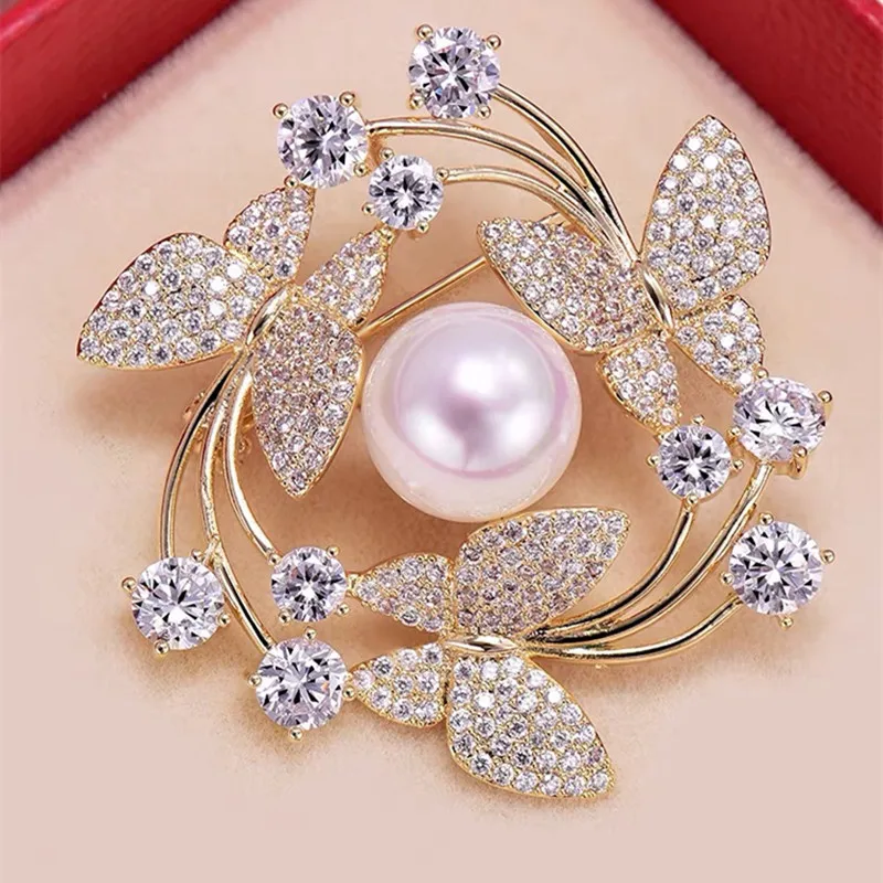 Elegant Women Girls Exquisite Fashion Crystal Pearl Flower Brooches Pins High-end Lady Rhinestone Suit Coat Accessories Jewelry