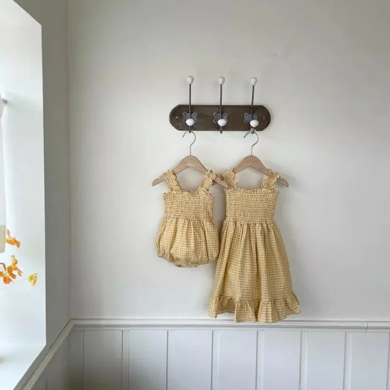 Family Matching Clothes Summer Dress Plaid Mother Daughter Baby Girl Sleeveless Dress Women Dress Birthday Party Dress