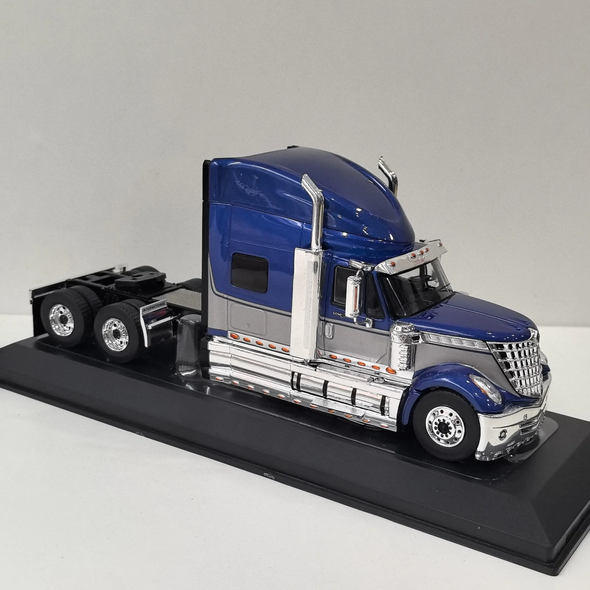 دييكاست IXO 1:43 مقياس العالمي Lonestar 2010 سبيكة سيارة نموذج تحصيل لعبة هدية تذكارية عرض حلية #5