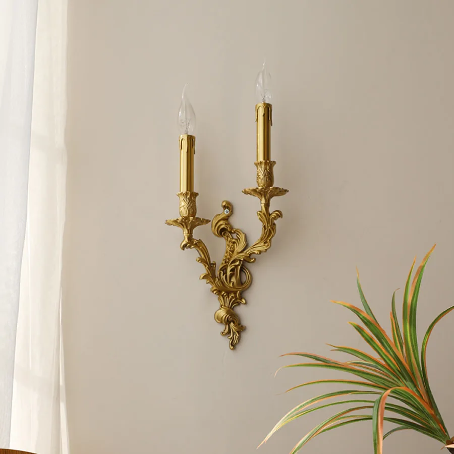 Mid-Century Luxury Wall Lamp Copper Carved Surface Wall Sconces Candle Lights for Regal Manor Decoration Lighting