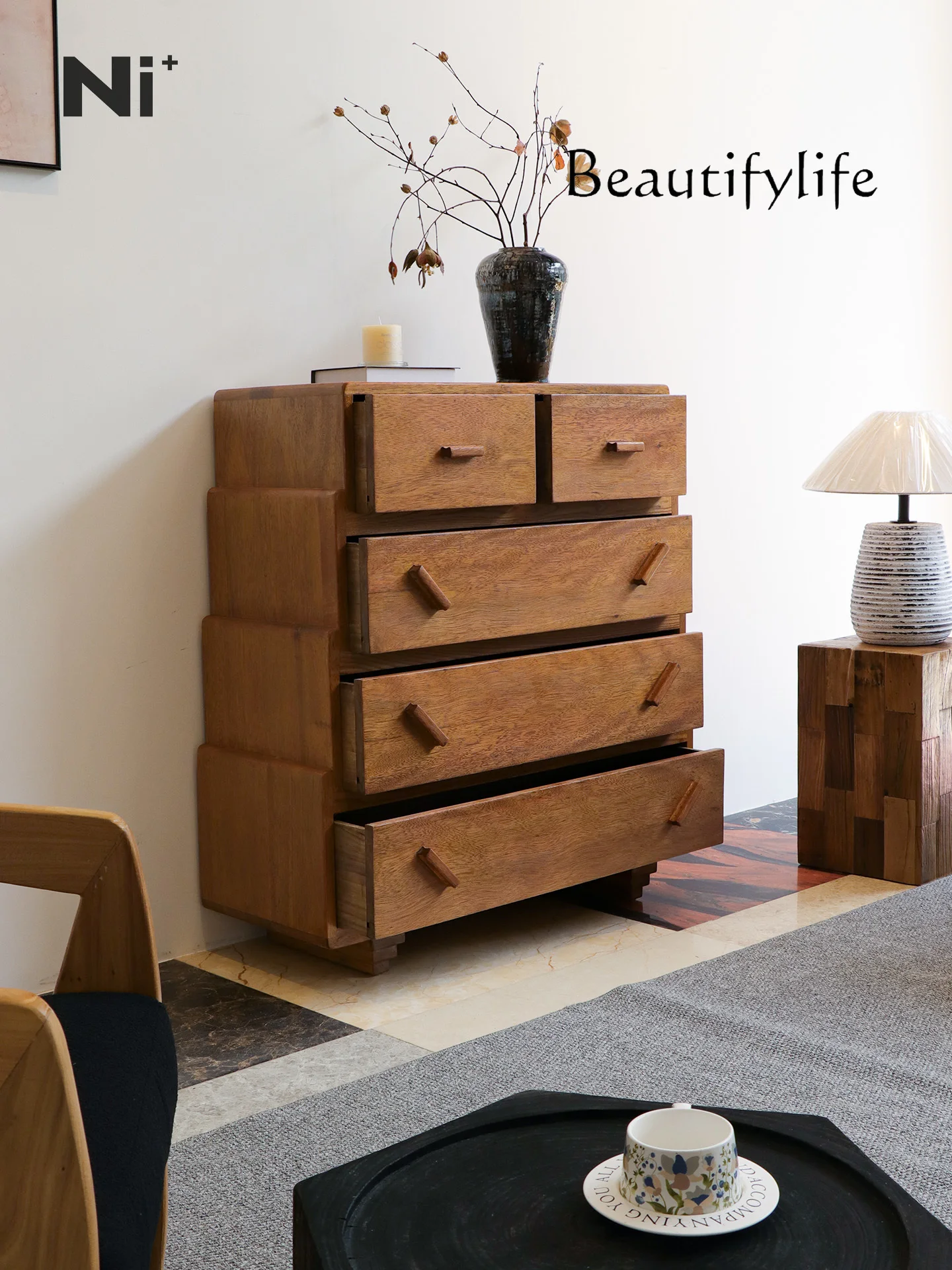 

Retro style solid wood storage, antique style storage cabinet in the living room, side cabinet, designer style, high sense