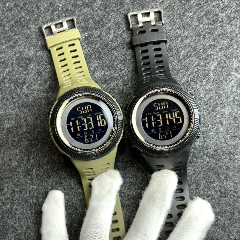 남성용 아웃도어 패션 스포츠 시계 방수 LED 다기능 시계 남성 생일, 크리스마스 선물로 적합