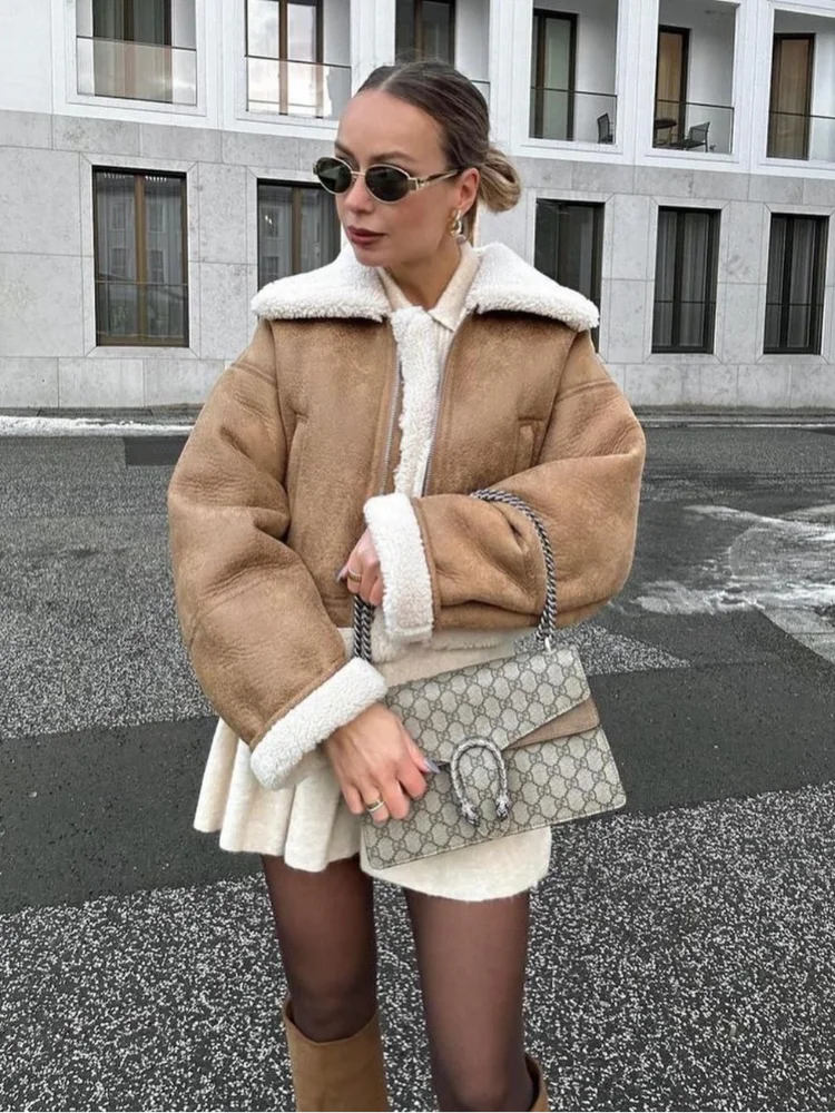

2024 New Woman's Faux Shearling Jacket Coat Vintage Fashion Thick Warm Lapel Fleece Short Jacket Long Sleeve Female Outwears