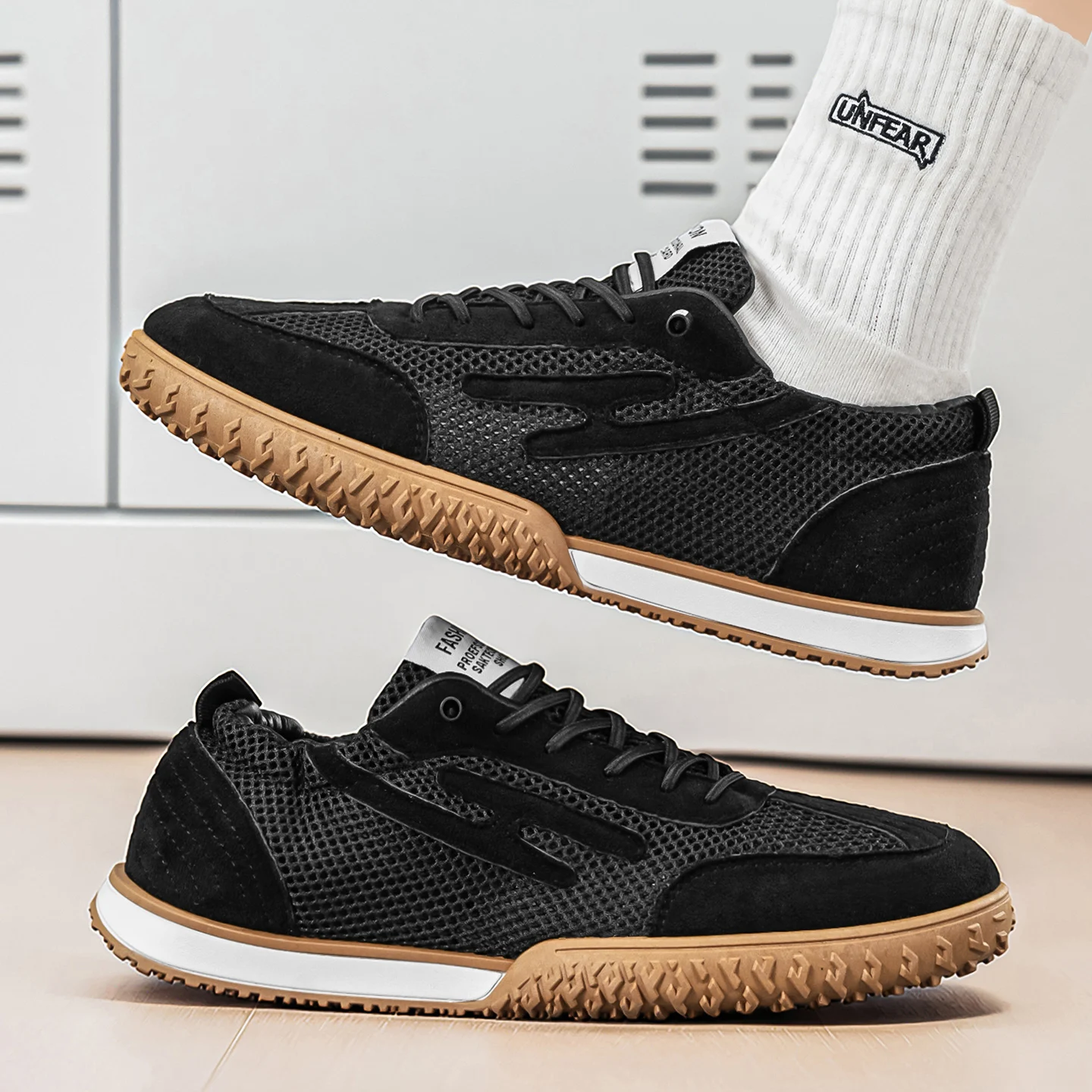 Men Trend Color-block Mesh Flat Skate Shoes, Light Breathable Non-slip All-match Daily Casual Sports Sneakers