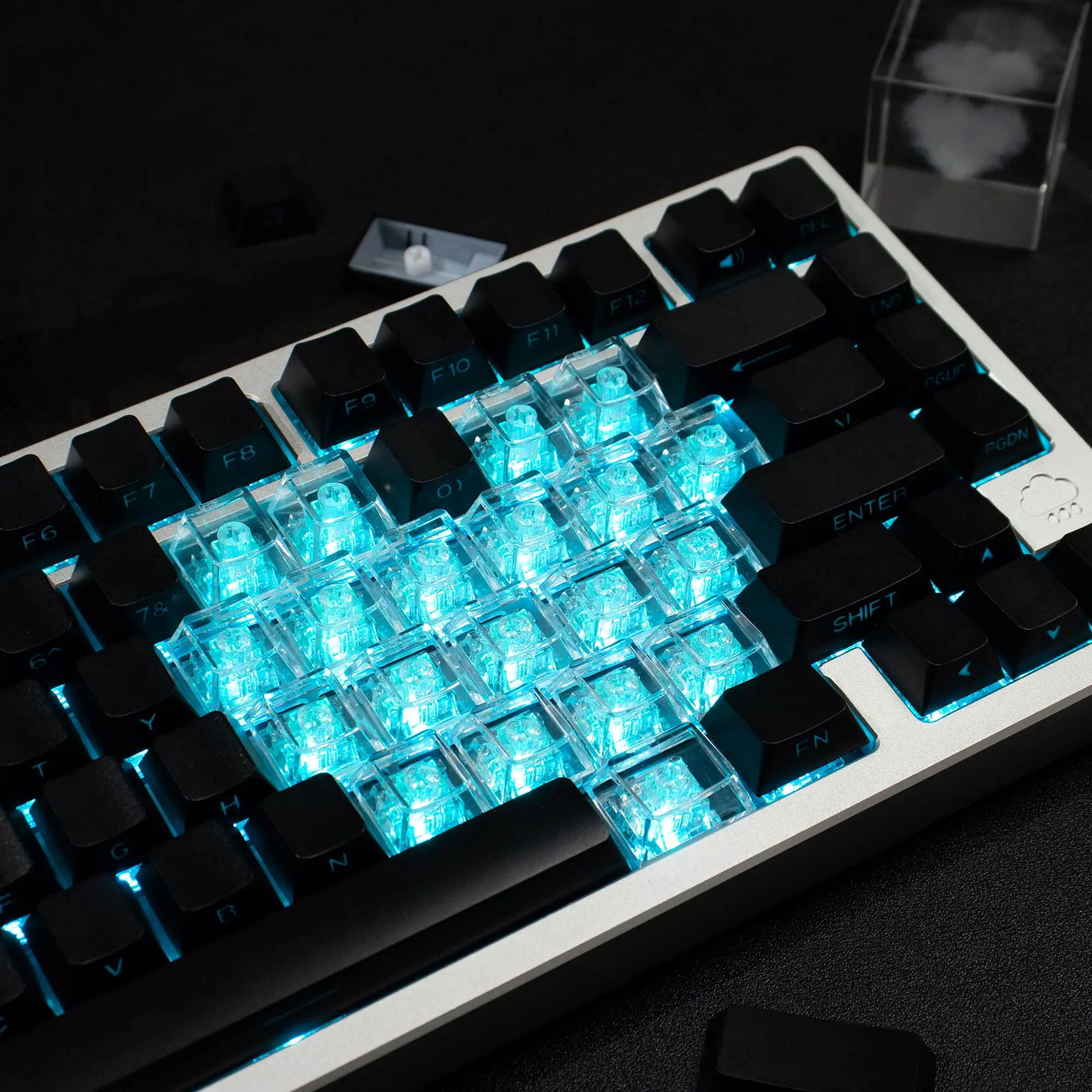 

Transparent Keycaps Love Heart keycaps Cherry profile Double Shot PBT keycaps Black Side Print Keycaps For Mechanical Keyboard