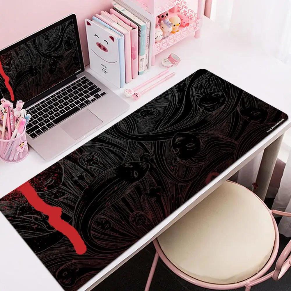 Large Gaming Mouse Pad with Anti-slip Base and Stitched Edges, Pink Horror Ghost Faces Print Desk Mat for PC Laptop Gaming