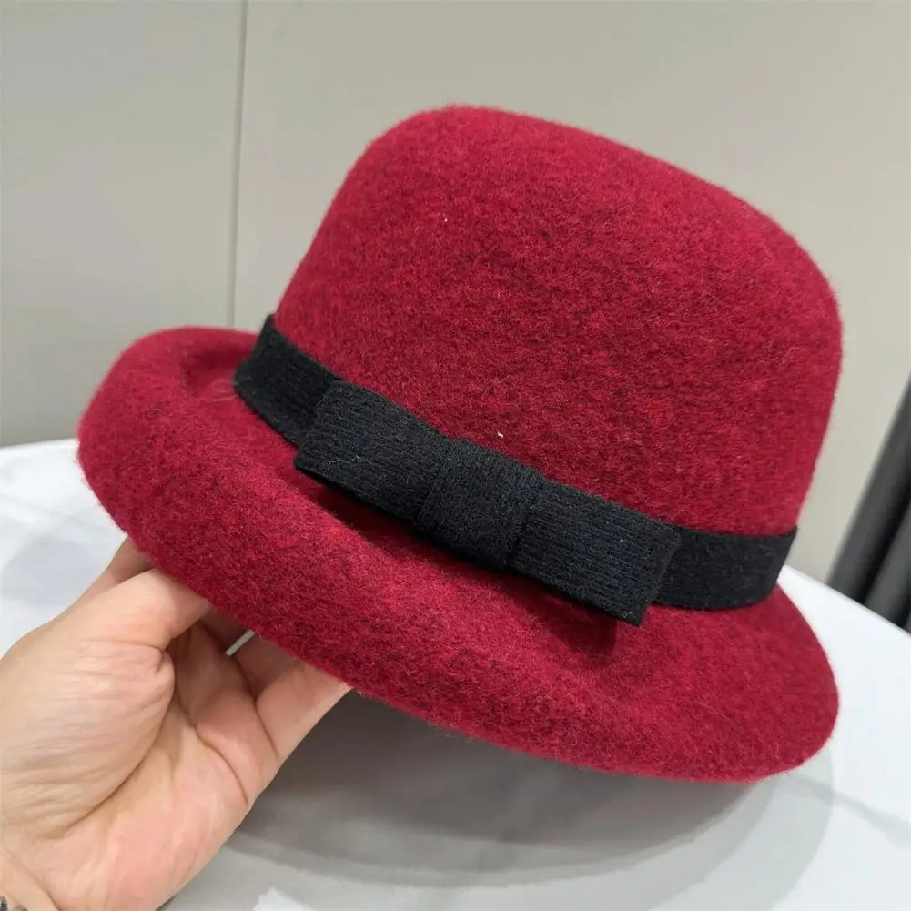 Women Wool Felt Hat Trendy Feminine Winter Hat Classic Felt Cloche Hat for Women Vintage Soft Fedora Bucket Short Brim Bowler