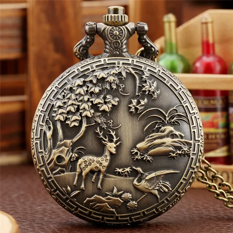 

Retro Pocket Watch Carved Elk Deer Design Animal Theme Quartz Movement Timepiece Arabic Number Display Necklace Chan Clock Gift
