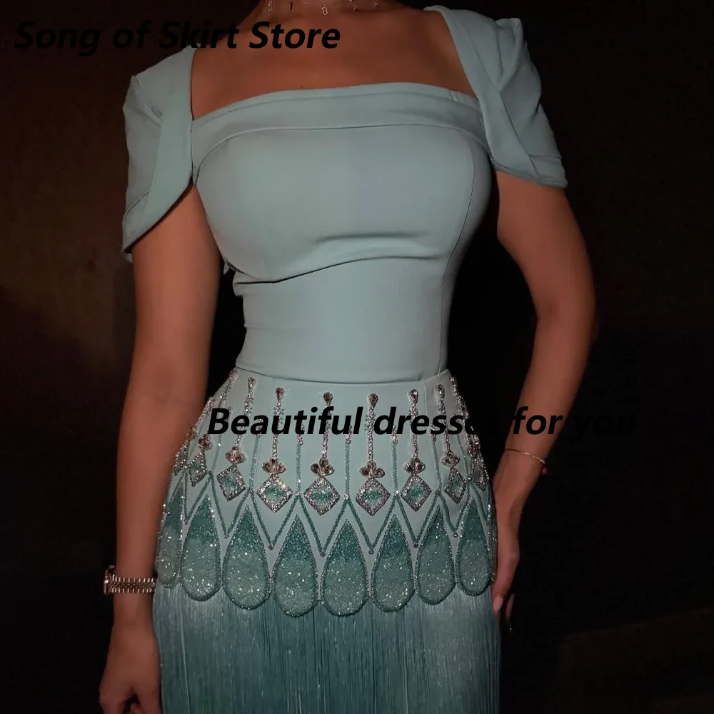Vestido de Fiesta de Lujo con Cristales Turquesa, Personalizado, Cuello Cuadrado, Mangas Cortas, Largo hasta el Tobillo, Elegante Vestido de Noche con Borlas