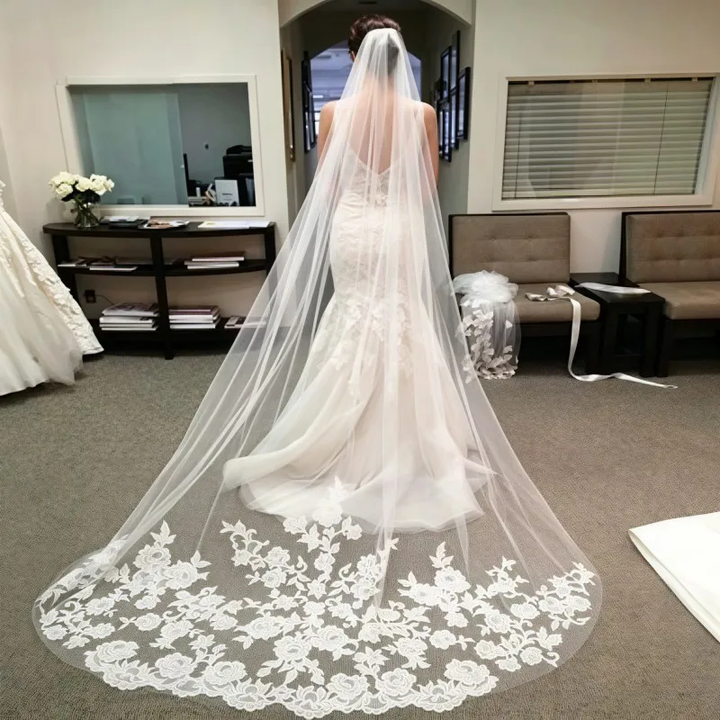 Cathedral Length Bridal Tulle Veil With Comb Floral Lace Applique Edge Veil for Bride Wedding Ceremony Bridal Hair Accessory