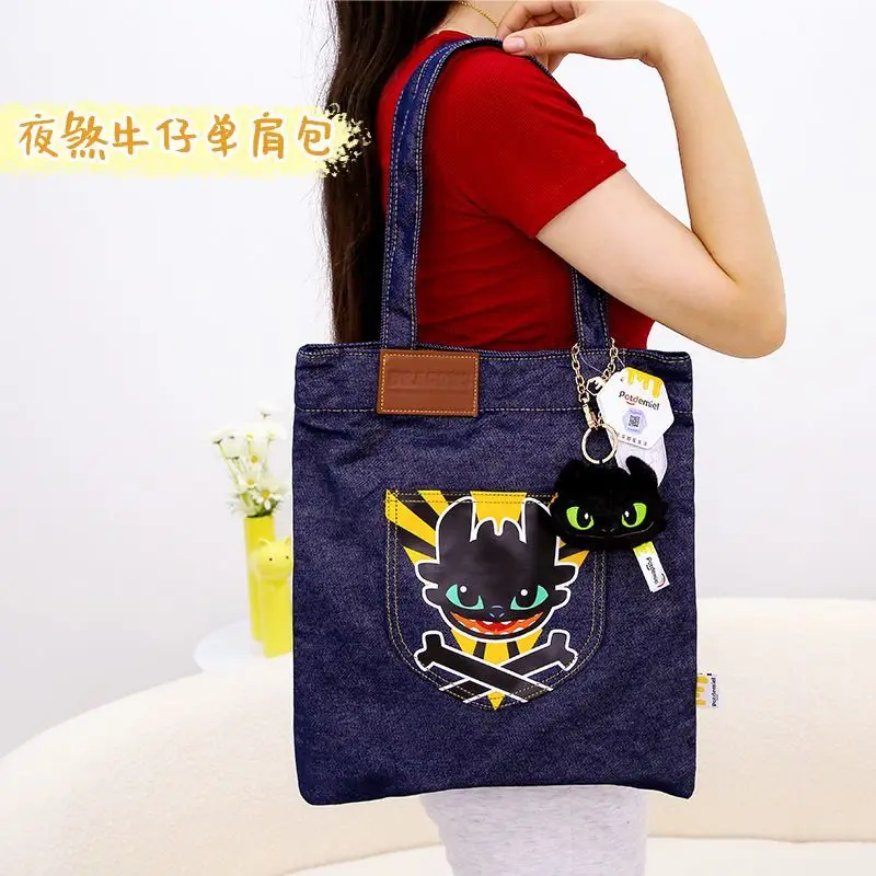 

HotSale Licensed How to Train Your Dragon Toothless Night Fury Denim Bag Shoulder Crossbody Bag with Plush Pendant Gift for Fans