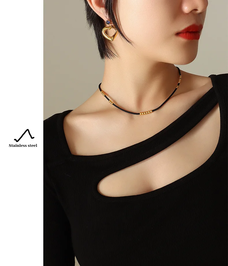 Schwarze Stoffseil-Halskette mit Edelstahlperlen, Lolita-Modeaccessoire für Frauen, cooler Trend, Paar-Halsketten im Großhandel – Detail 6