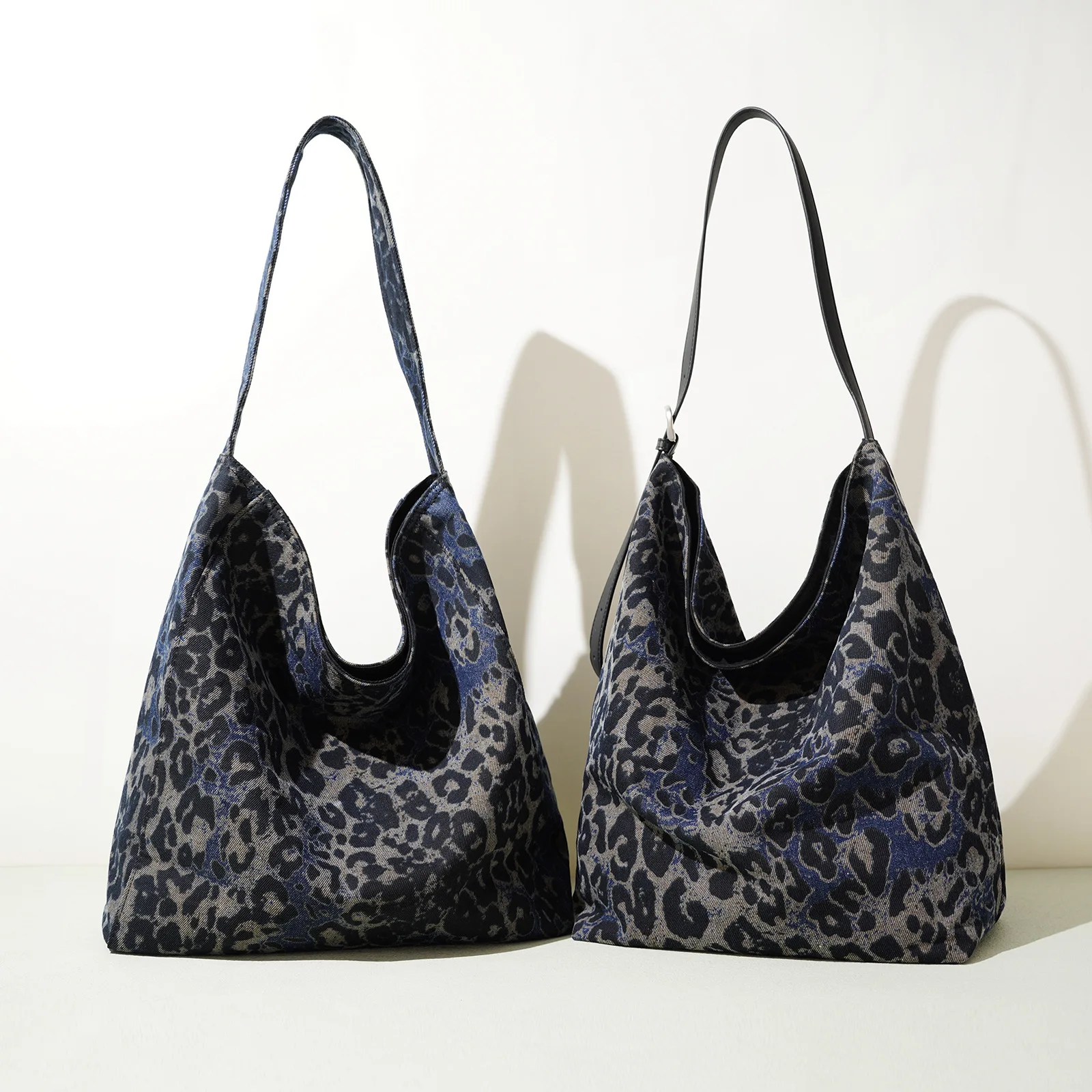 

2025 New Denim Leopard Print Bucket Bag Large Capacity Soft Shoulder Crossbody purses and handbags