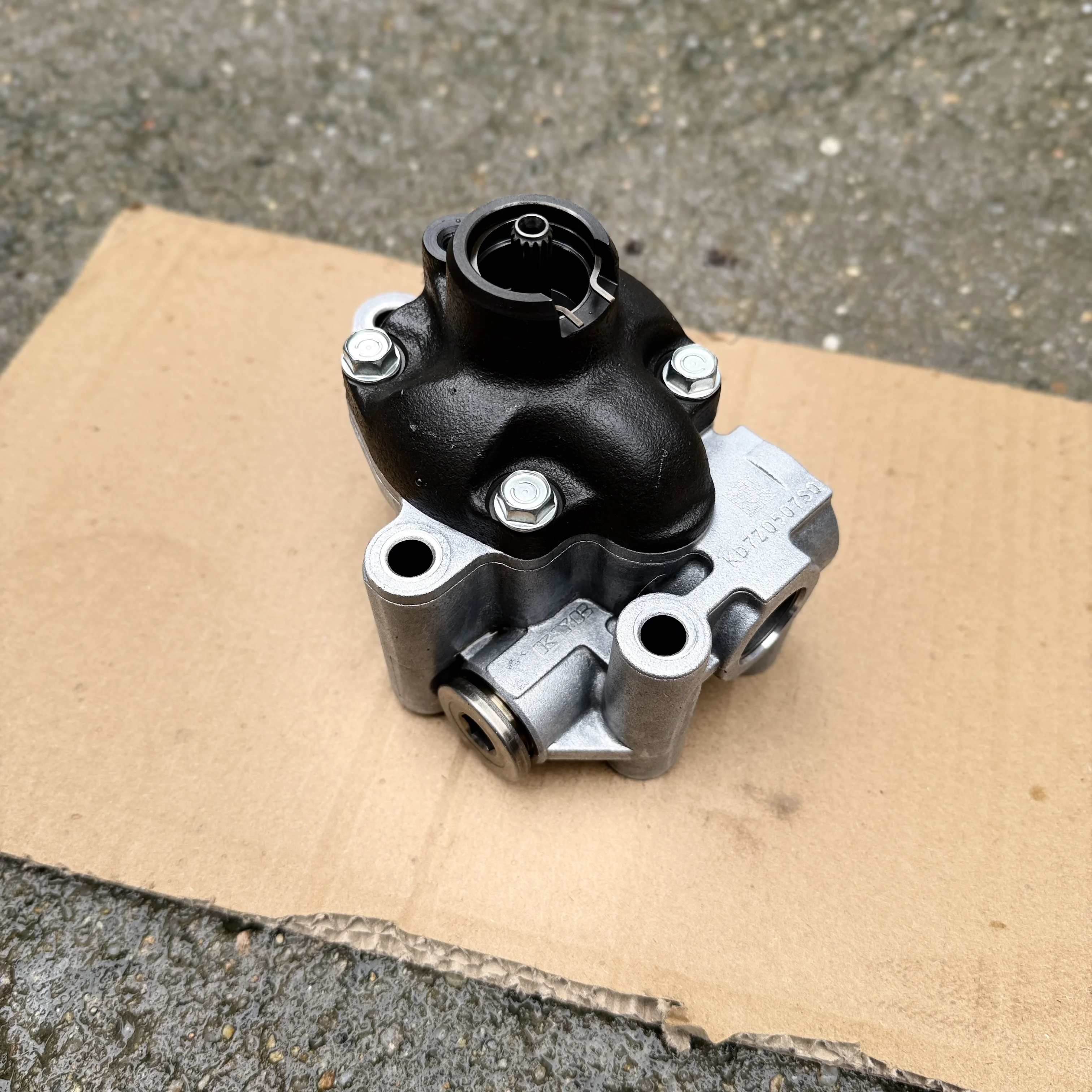 

Genuine new JF011 Oil Pump RE0F10A JF011E JF017 CVT Auto Transmission Gear 2791A015 For Nissan Suzuki Mitsubishi