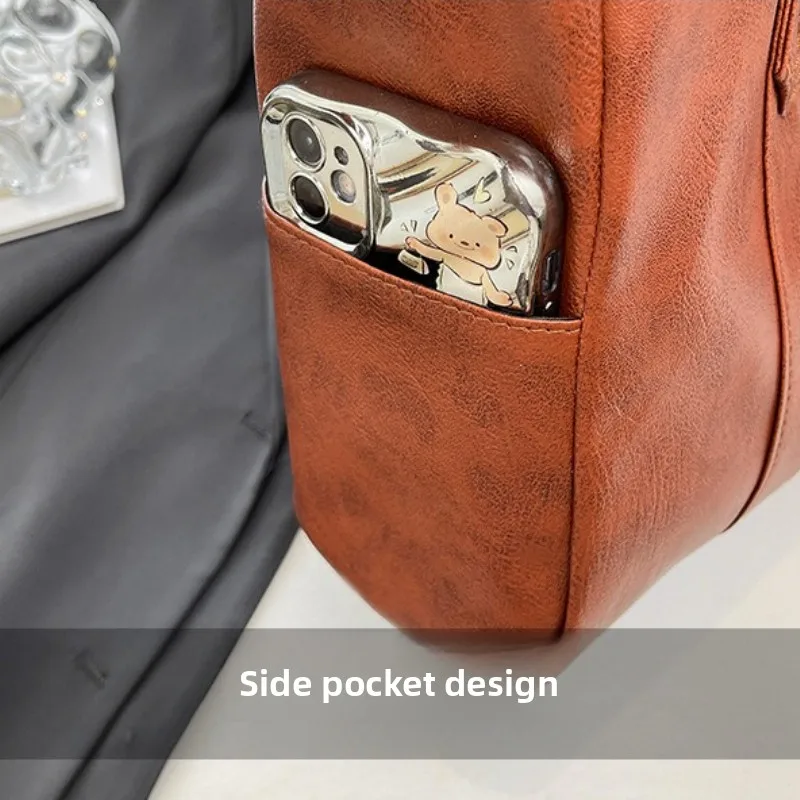 Vintage-Leder-Umhängetasche, geräumige Casual-Tragetasche mit zwei Griffen, Alltagstasche für Frauen, vielseitige Handtasche – Detail 11