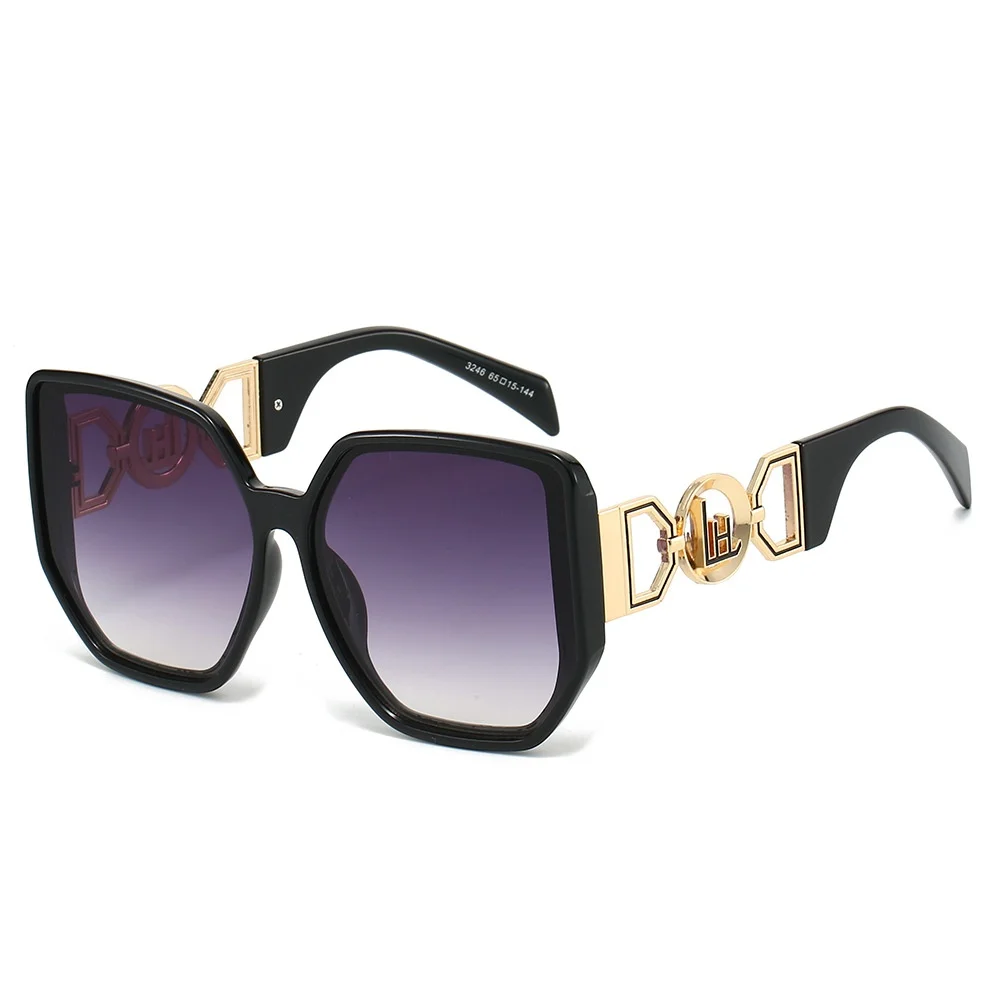 

European and American Fashion New Large Frame Trendy Decorative Glasses Women's Beach Sunglasses