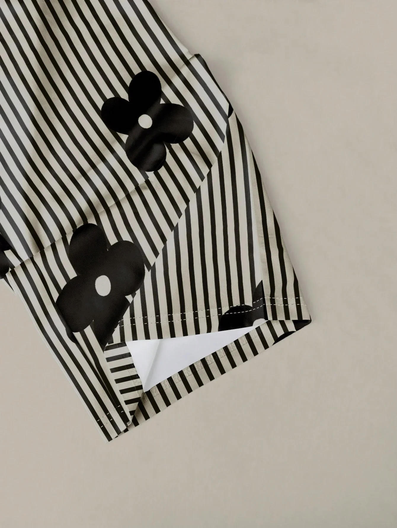 

Casual Floral Print Round Neck Short Sleeve T-Shirt And Striped Drawstring Waist Long Pants 2 Piece Set