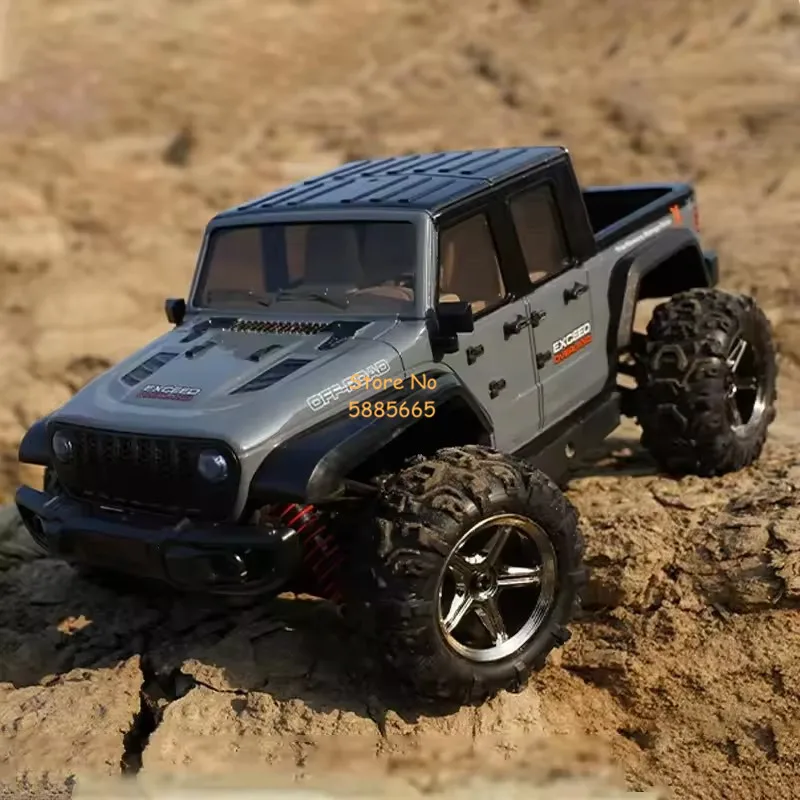 1:20 captador de simulação 30 km/h à prova d'água RC carro caminhão 2.4G iluminação LED 45 °   Escalar off road brinquedo de carro RC de corrida dublê de alta velocidade