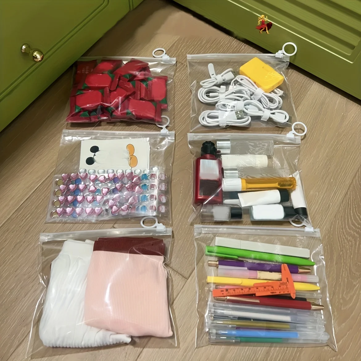 Clear Zipper Storage Bag Durable Travel Storage Bag Socks Stationery jewelry bag Waterproof Zipper Lock Self Seal Portable bag