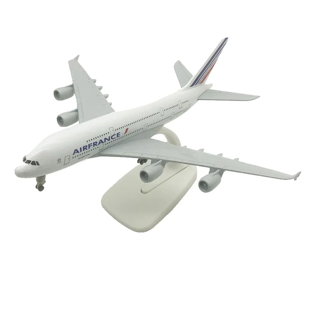 Hot Sale Novelty Gifts Kids Toys Scale 1:200 20cm A380 Air France Airplane Model Alloy Metal Diecast Aircraft model Plane Gift