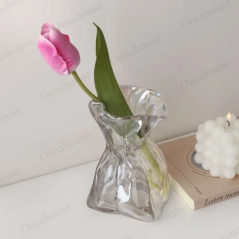 Modern Color Creative Frosted Glass Small Vase for High-end Home and Living Room Decoration Flower Vase Traf تحف كبيره للمنزل