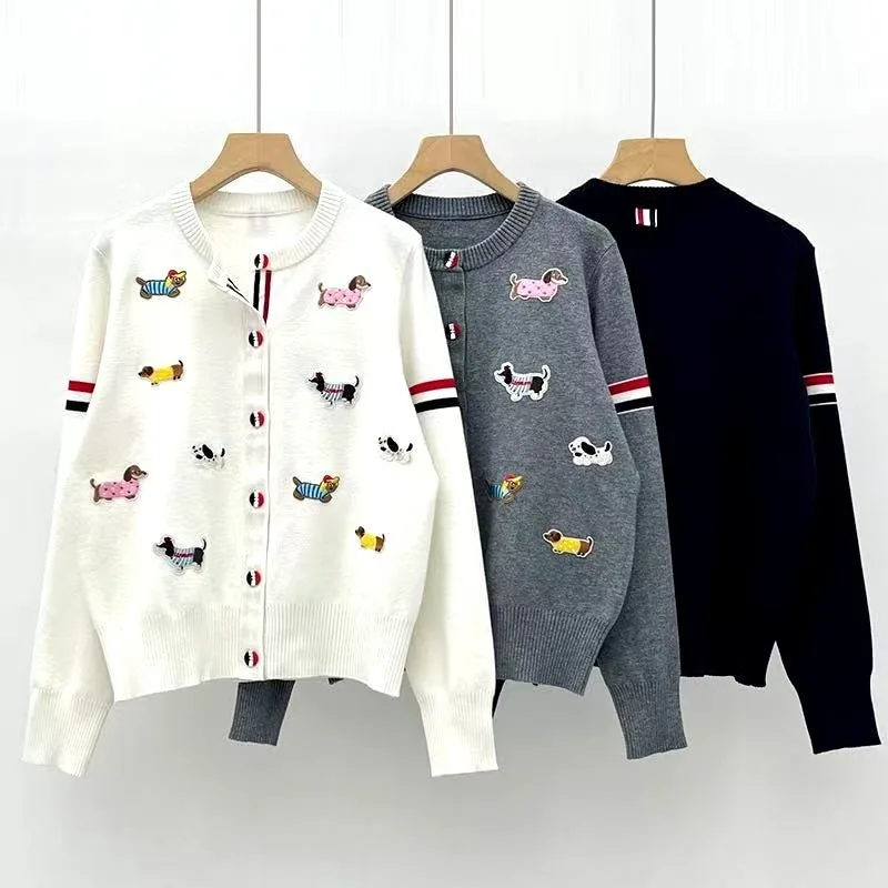 

Новый модный вязаный кардиган с аппликацией для собак, женский осенний повседневный кашемировый свитер с длинными рукавами и круглым вырезом, трикотаж, топ контрастного цвета