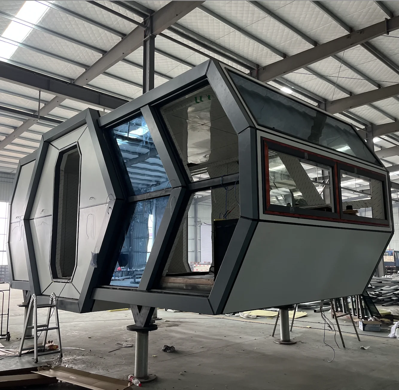 Prefab economic Movable  tiny ricated hotel mobile homestay cabin modular office pod Hangfa apple warehouse