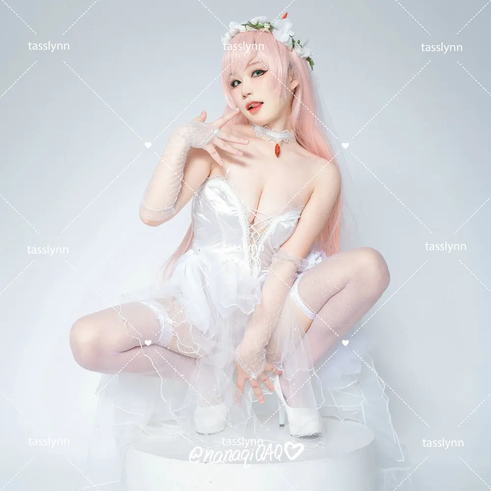 

Anime DARLING In The FRANXX 02 Zero Two Cosplay Costume Wedding Dress Halloween Costume for Women