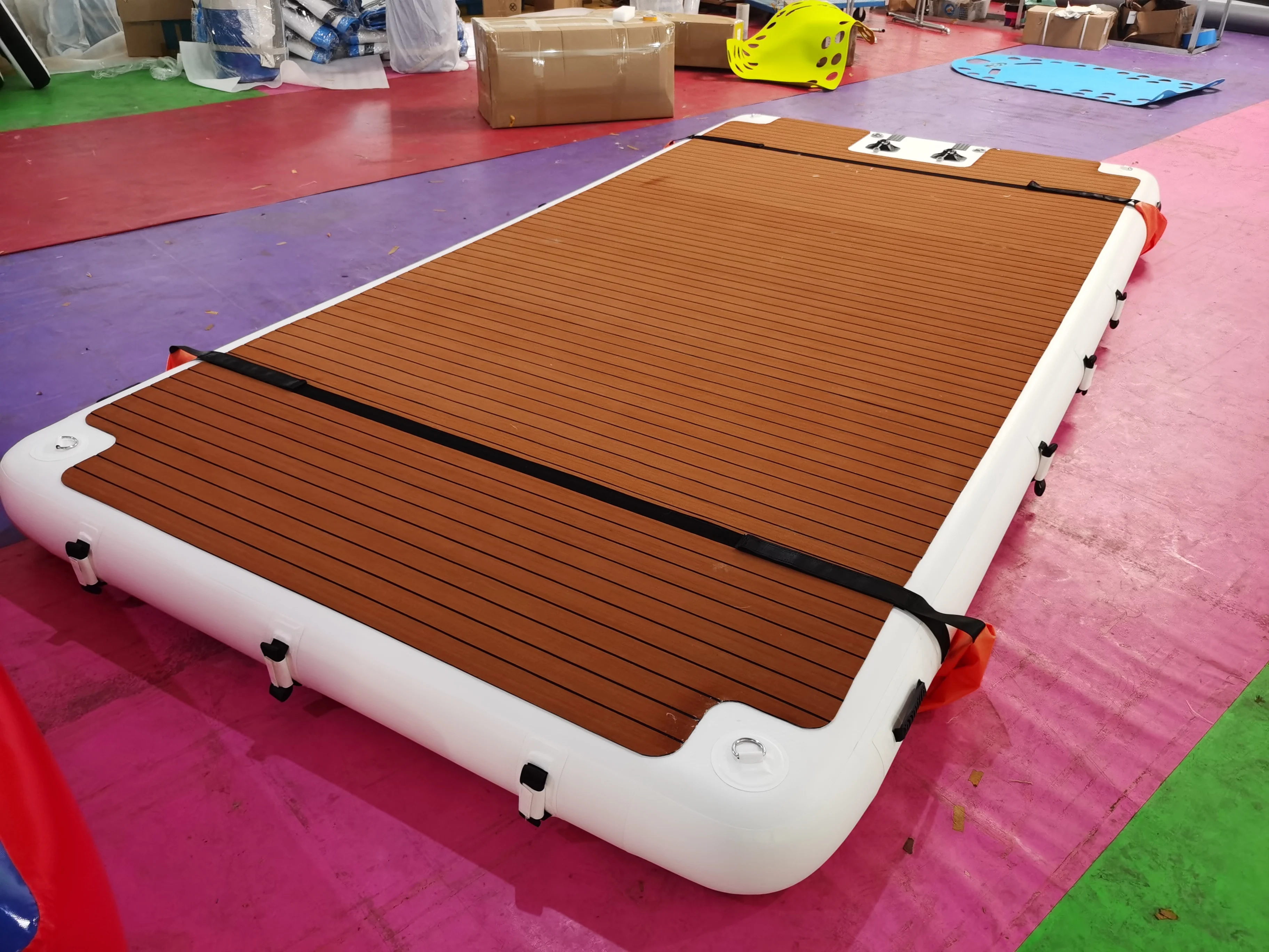 Stock Custom 13ft-4M Floating Inflatable Dock Platform Non-Slip Floating Dock, Extra Large Inflatable Dock Islands for Beach