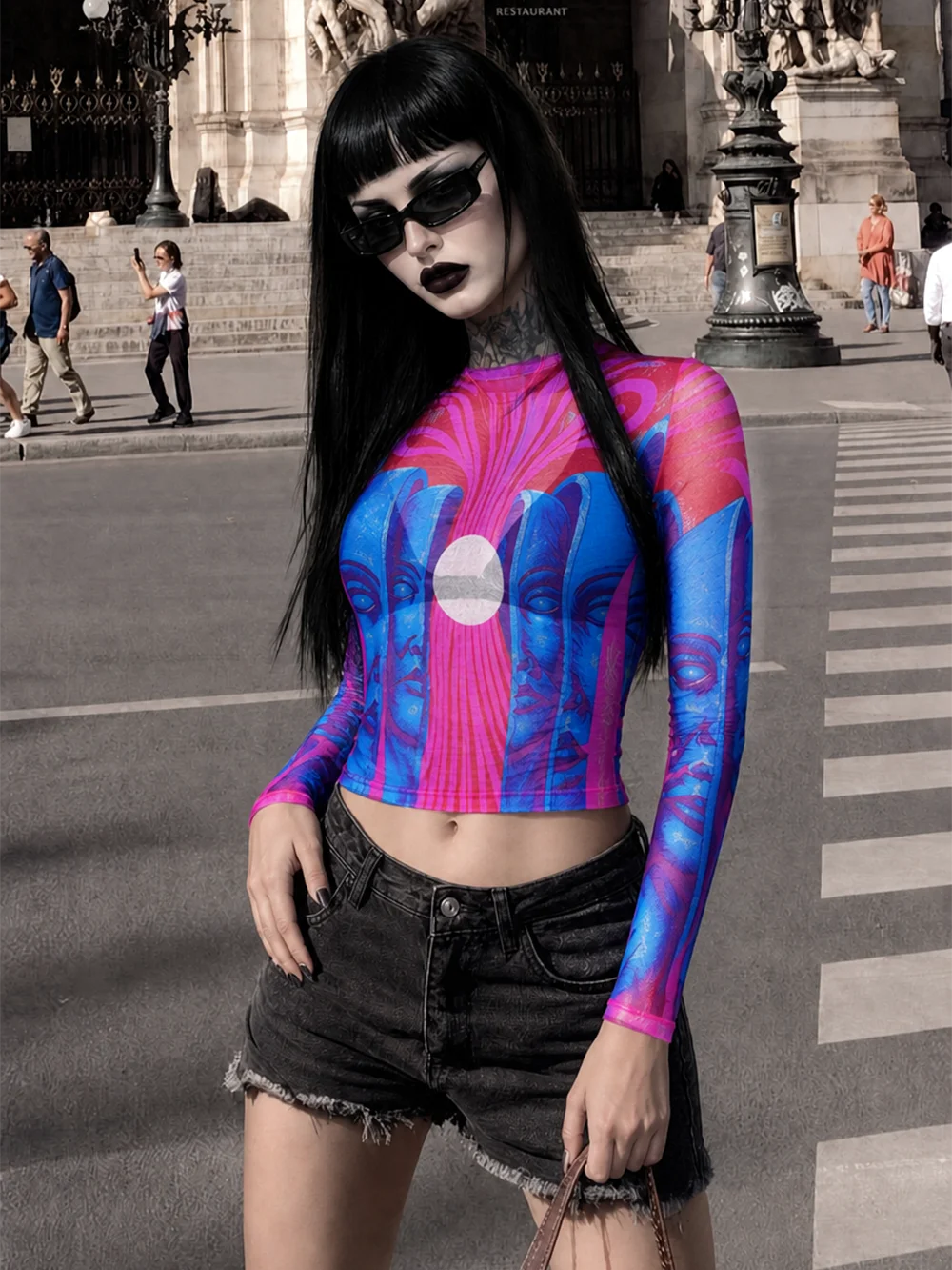 Psychedelic Retro Contrasting Fashionable Printed Milk Silk Long Sleeved Shirt with High Elasticity and Quick Drying Sports Top