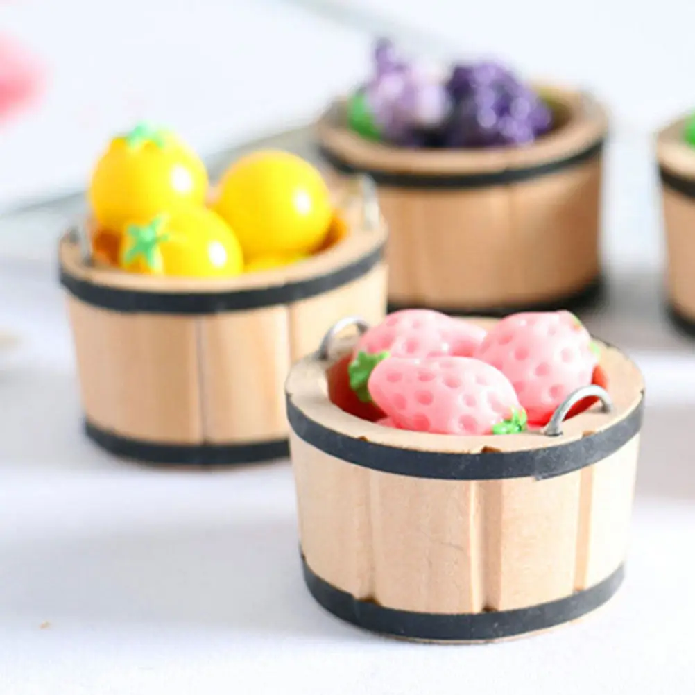 

4Pcs Miniature Wood Barrel Decoration Realistic Dollhouse Accessory Versatile Placement Mini Bucket for Miniature House Decor