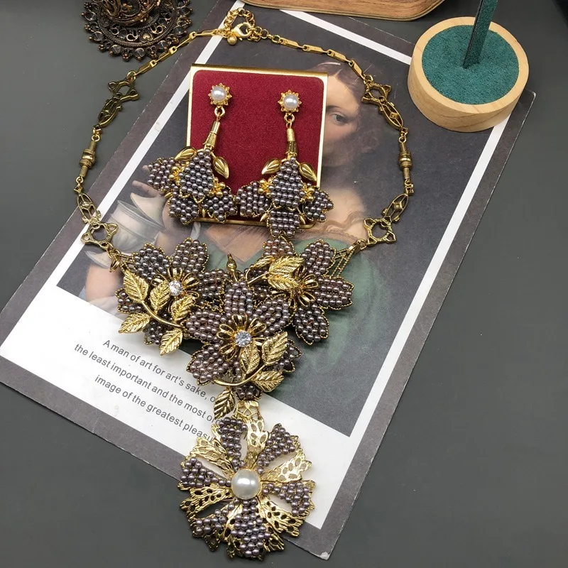 Qingdao Medieval Jewelry Hand-woven Heavy Industry Necklace Brooch Dual-purpose Earrings Senior Design Set