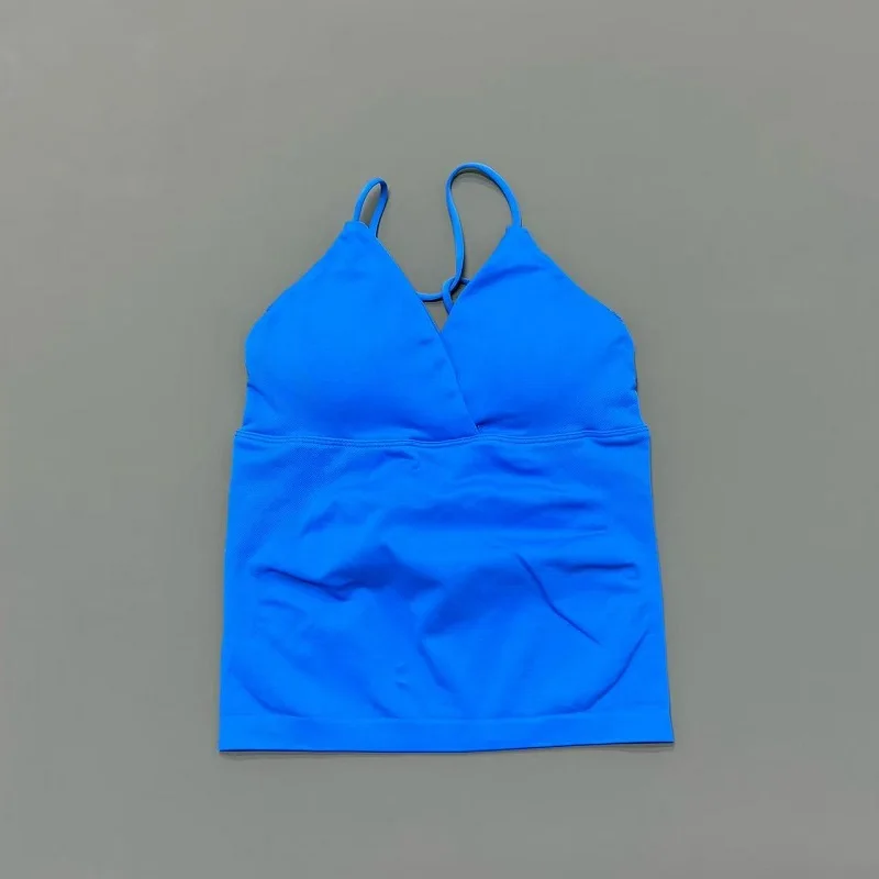 회색