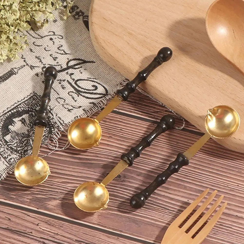 

2Pcs Chic Wax Sealing Spoon Wooden Handle Rustproof Copper Head Easy Clean Melting Scoop for Envelopes Gifts Invitations DIY