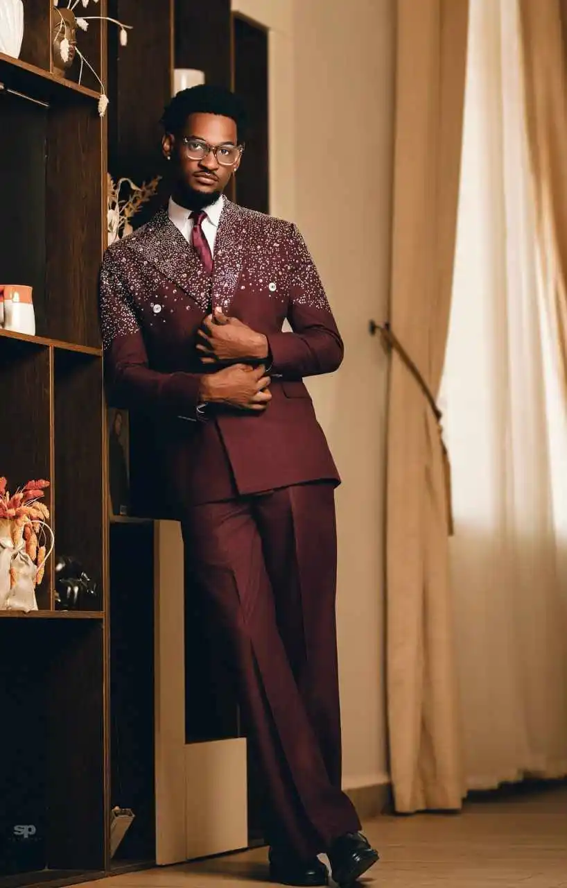 الحديثة الساخن فيكس بدل زفاف للعريس بلغت ذروتها التلبيب مزدوجة الصدر البدلات الرسمية 2 قطعة سترة السراويل مساء حفلة موسيقية مخصصة