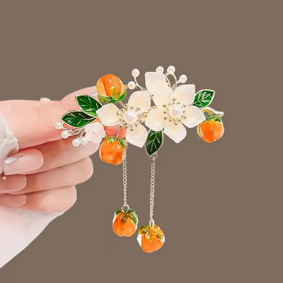 Sweet and Fresh Hair Clip with Tassel and Alloy Spring for Women's Hairstyle, Half Up Hair Accessory