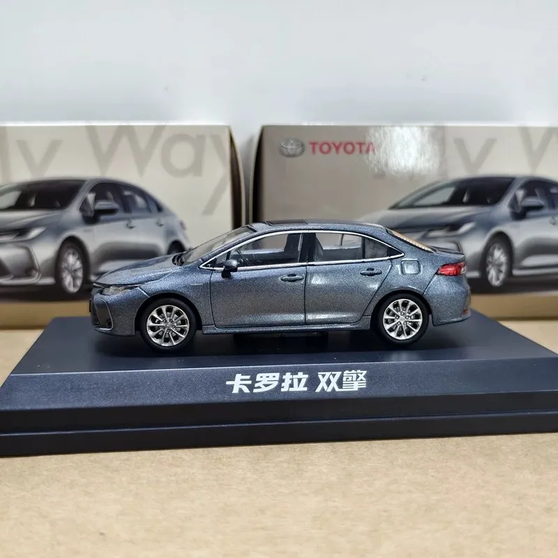 Original 1/43 Scale Toyota 12th Gen Corolla Compact Family Car Exquisite Static Simulation Vehicle Display Model For Car Lovers