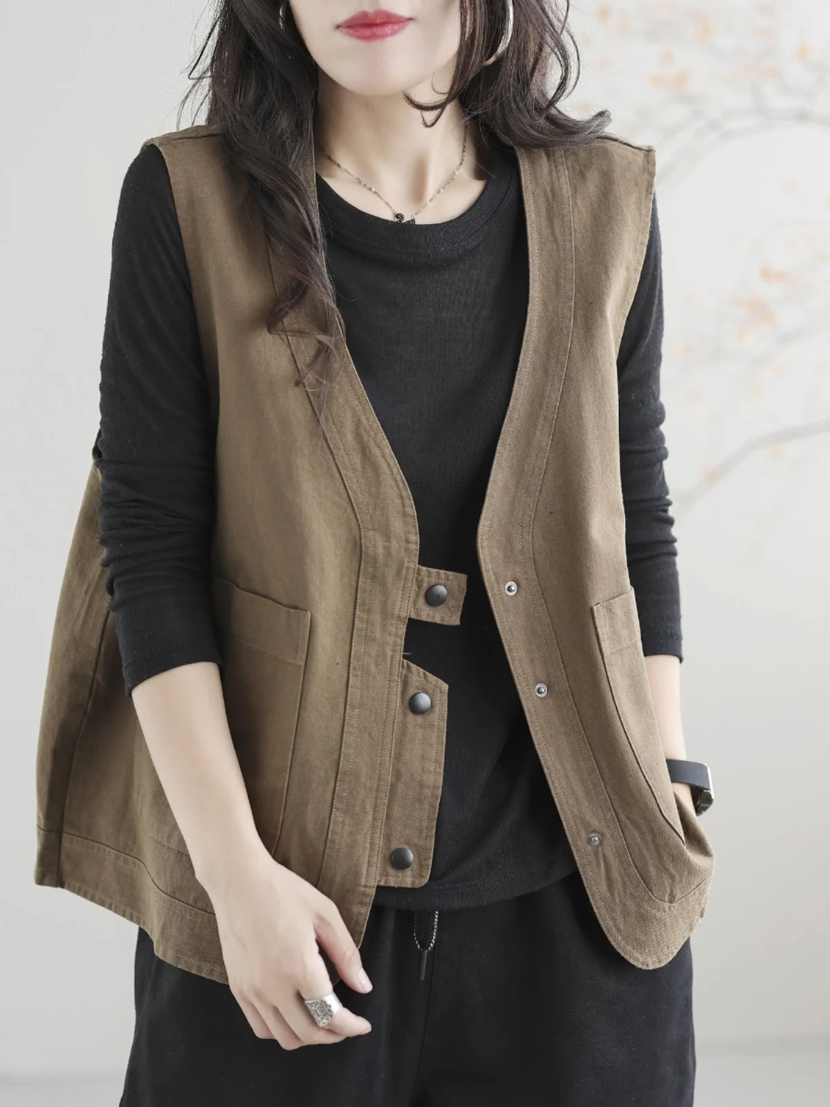plus Size Women's Casual Sleeveless Vest Spring Autumn New Style Loose Fit Workwear Jacket Versatile Top for Women