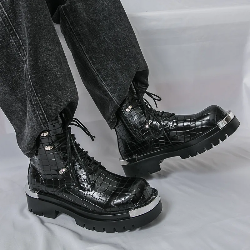 Men Ankle Boots Leather Platform Boots Motorcycle Shoes High-top Rubber Soles Lace Up Punk Men Boots Fashion Metal Decoration