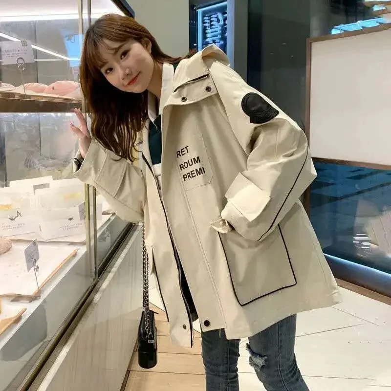 

Cargo Coat Female Korean Version Loose 2023 Early Autumn Fashion All Match Sen Trench Coat Students fat MM Solid Color Commute