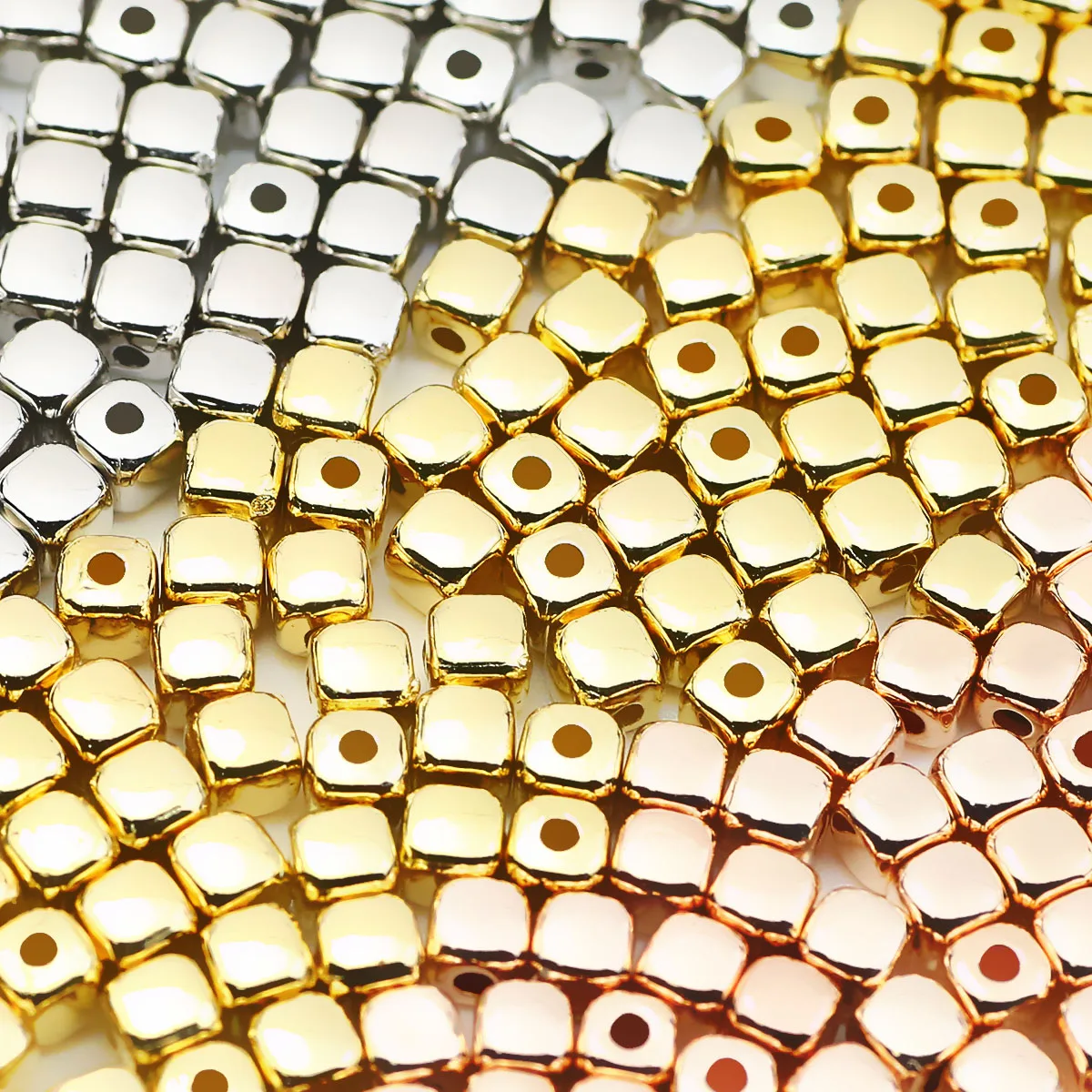 CCB Goldene versilberte quadratische lose Distanzperlen 100 ~ 800 Stück 3 mm 4 mm für DIY-Schmuckherstellung, Armbänder, Halsketten, Zubehör
