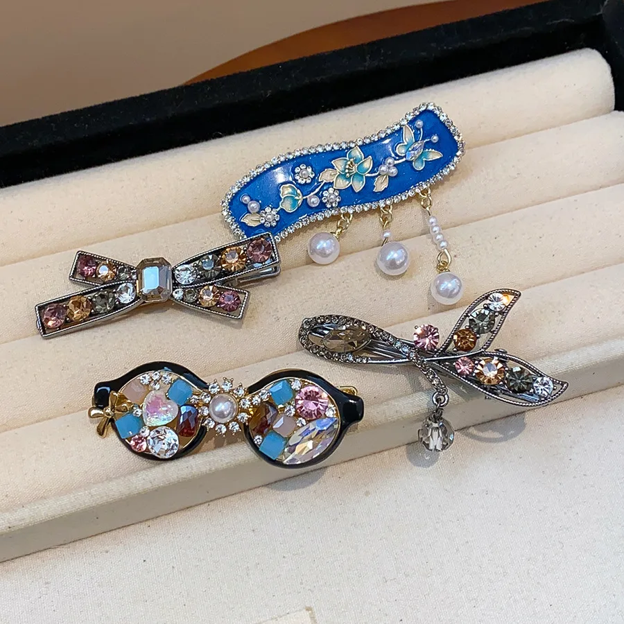 4 أنماط ملونة الراين مقاطع الشعر أنيقة نازف النفط زهرة شرابة دبوس الشعر القوس ذيل السمكة تقليد اللؤلؤ منقار البط كليب م