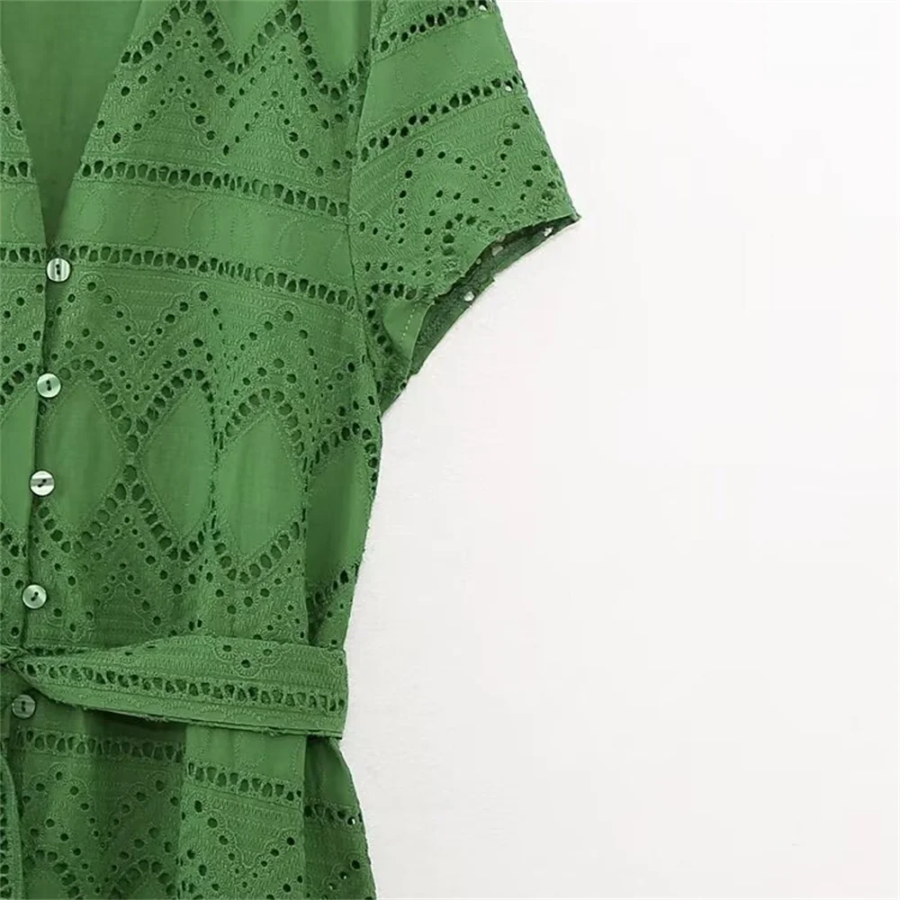 2024zar * Frühling/Sommer neues Produkt heiß verkaufen Damen bekleidung Stil lässig abnehmen aushöhlen besticktes Hemd Stil Kleid