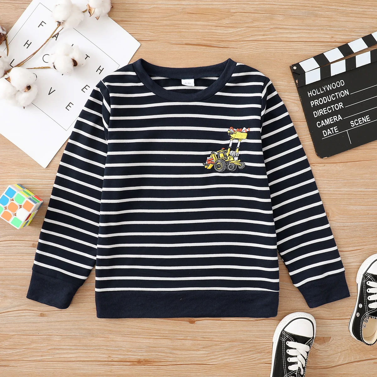 

Children's Clothes Round Neck Long Sleeved Striped Top Boys' T-shirt