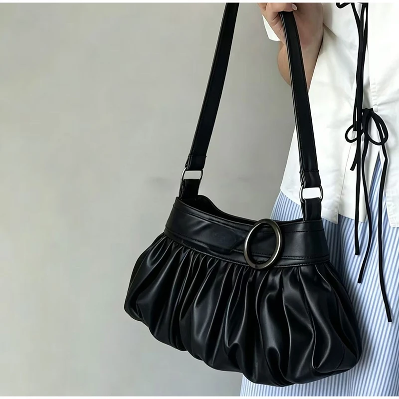 Koreanische Umhängetasche mit Polka Dots, große Tragetasche mit plissiertem Design und Holzknopf-Dekor, niedliche lässige Handtasche für Mädchen – Detail 33