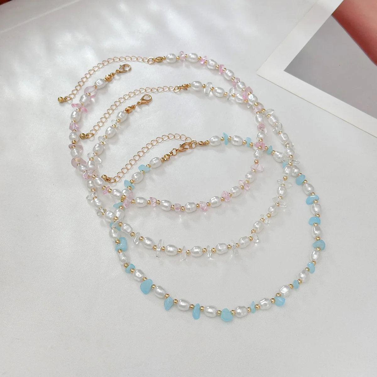 

Bohemian Irregular Crushed Stone Chokers Necklace For Women Summer Sea Necklace Fashion Beach Luxury Jewelry Charm Gifts