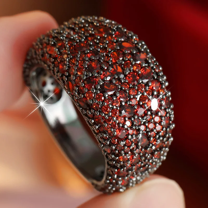 Damen-Mode-Persönlichkeitsring mit vollflächigem rotem Zirkonia, funkelndem Design, breiter Ring, Accessoire für Party und Bankett – Detail 3