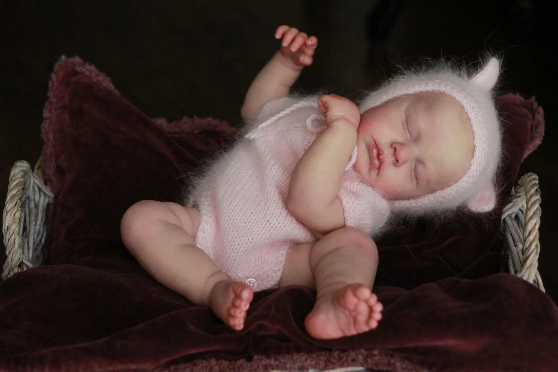 49cm Reborn Baby Doll Girl Cute Sleeping 3d Skin Visible Vein Hand-Drawing Hair Already Finished Painted Bebe Reborn Doll Toy